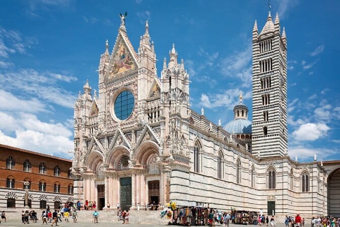 Accademia Gallery Entrance Ticket with Priority Access - Should you book it?