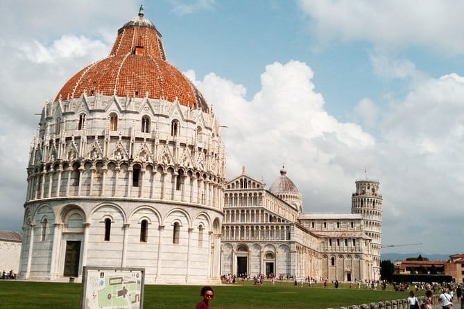 Authentic Pasta Class in Florence - Cooking as a group