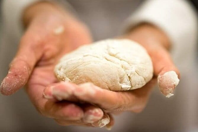 Authentic Pasta Class in Florence - Flour, dough and the hands-on work