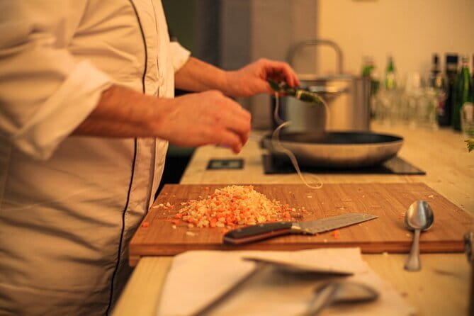 Cooking Art Brunelleschi - A class with energy, and sometimes a crowd