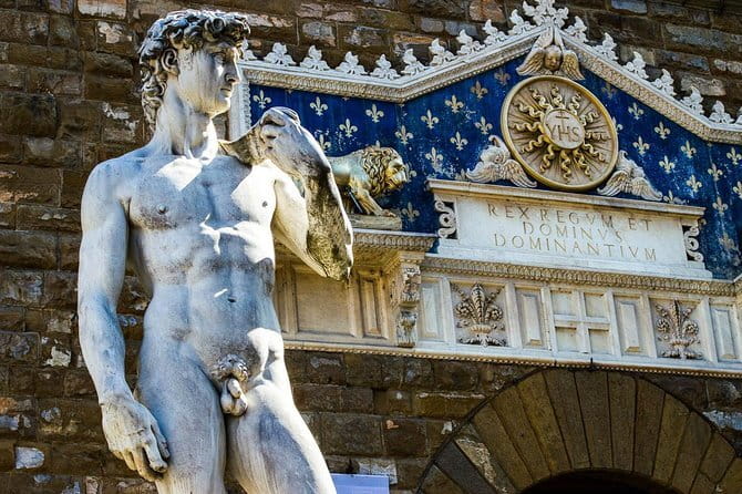 Fascinating Florence: Guided Walking Tour - Churches, palace facades and a working route