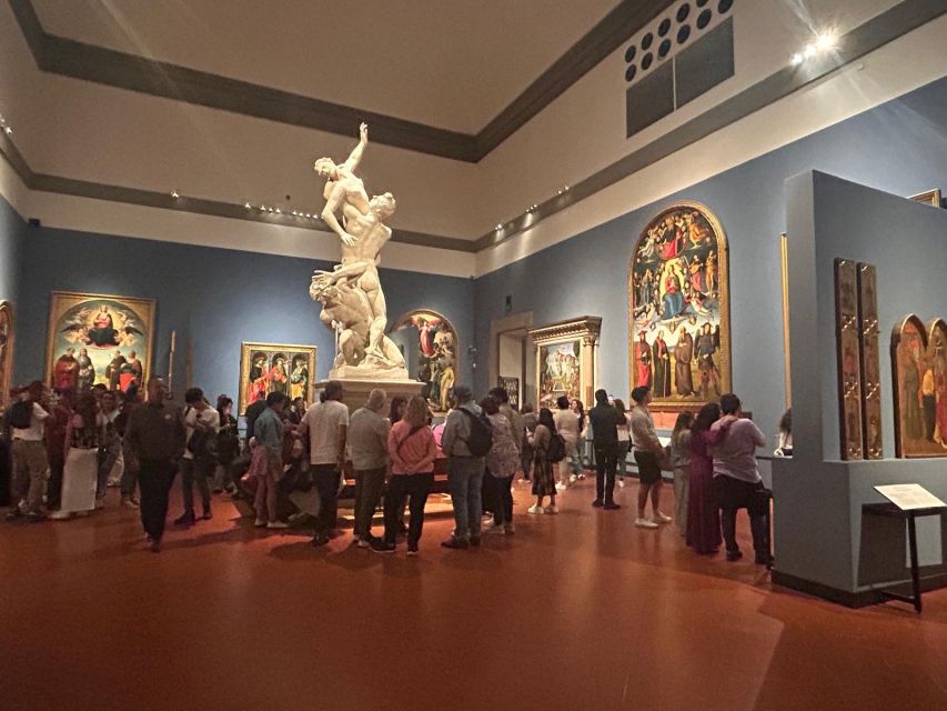 Florence: Accademia Gallery David Entry & Audio Guide App - David Takes Center Stage