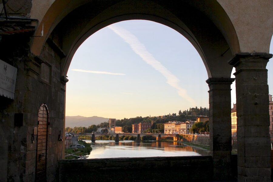 Florence: Audio Guided Walking Tour led by Tour Leader - Is $16 good value?