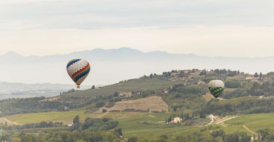 Florence: Balloon Flight Over Tuscany - From meeting point to take-off field