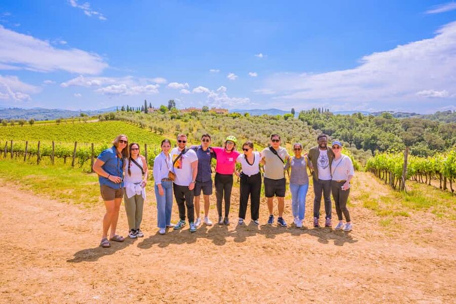 Florence: Chianti E-Bike Tour with Lunch & Two Wine Tastings - A winery visit with lunch, not just a glass of wine