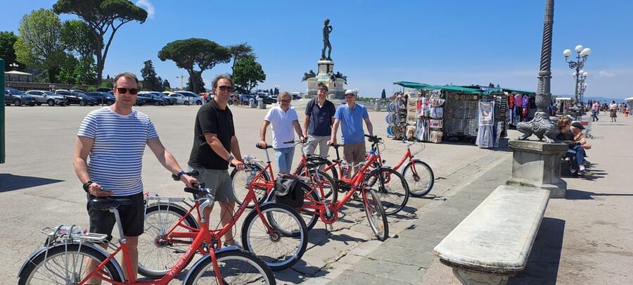Florence: City Highlights Bike Tour - From the Uffizi to Piazza della Signoria
