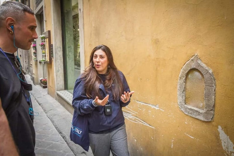 Florence: City Highlights Walking Tour + Wine Windows Option - How the $15 price fits your plans
