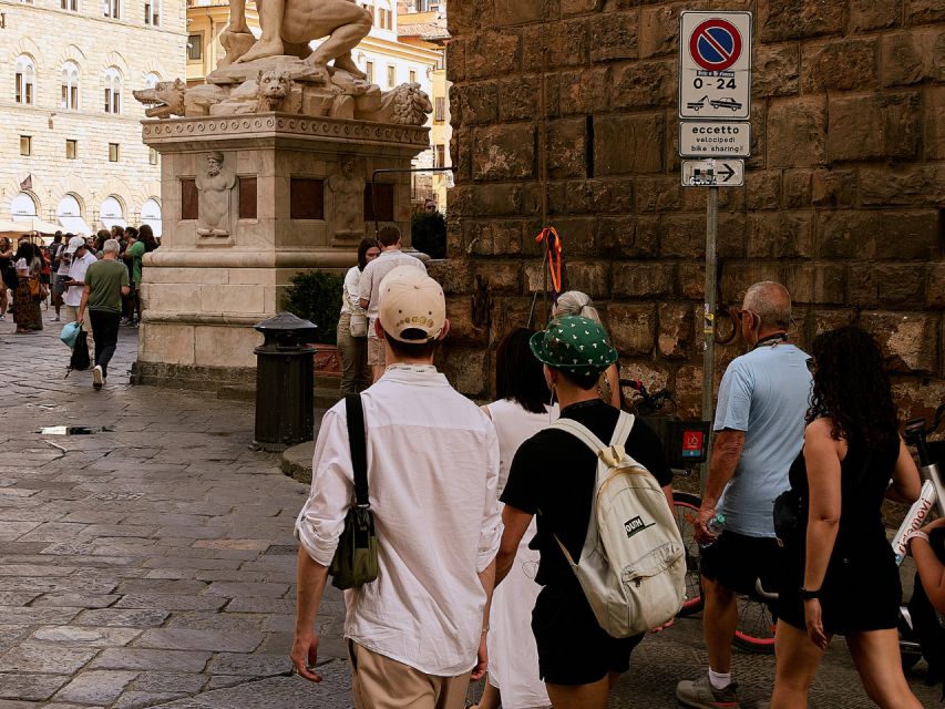 Florence: City Highlights Walking Tour + Wine Windows Option - A few practical details before you go