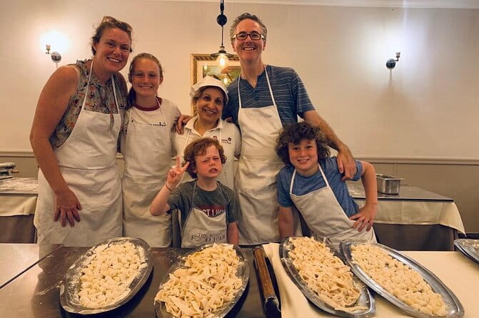 Florence: Cooking Class Pasta & Tiramisu Making Unlimited Wine - A sociable class, with room for questions