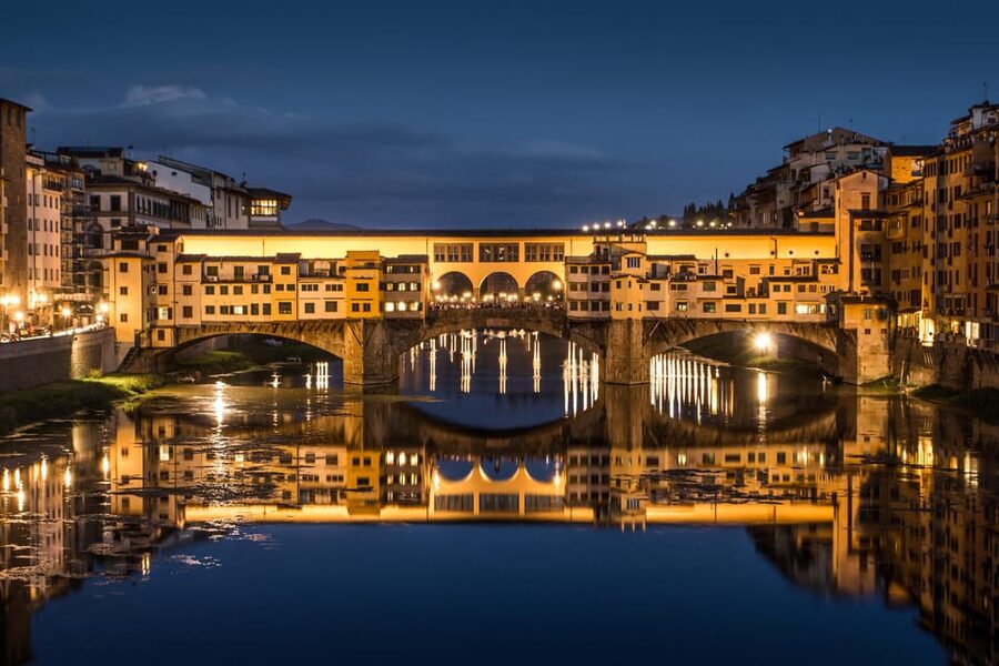 Florence: Dark Secrets & Scandals Evening Walking Tour - The Tower of the Amidei and medieval disputes
