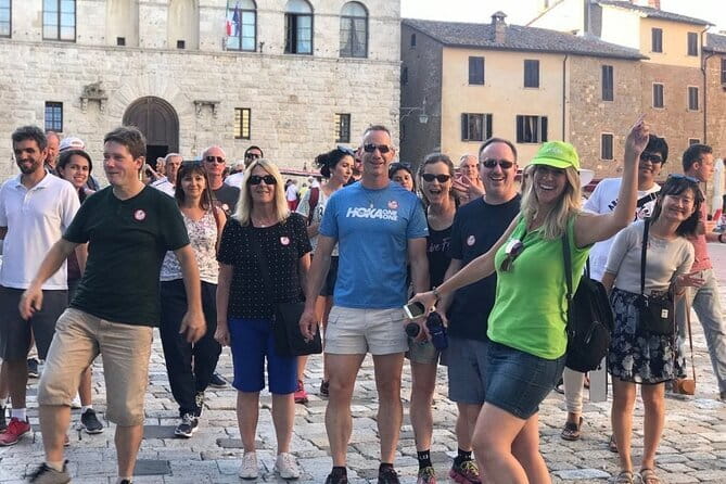 Florence Day Trip: Pisa, San Gimignano and Siena with Lunch - San Gimignano: towers, lanes and a slower mood