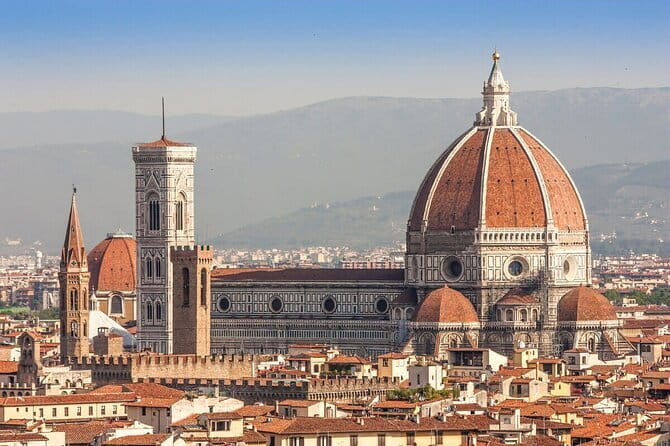 Florence Duomo Cathedral Guided Tour with Local Guide - Inside the nave, stained glass, and painted dome
