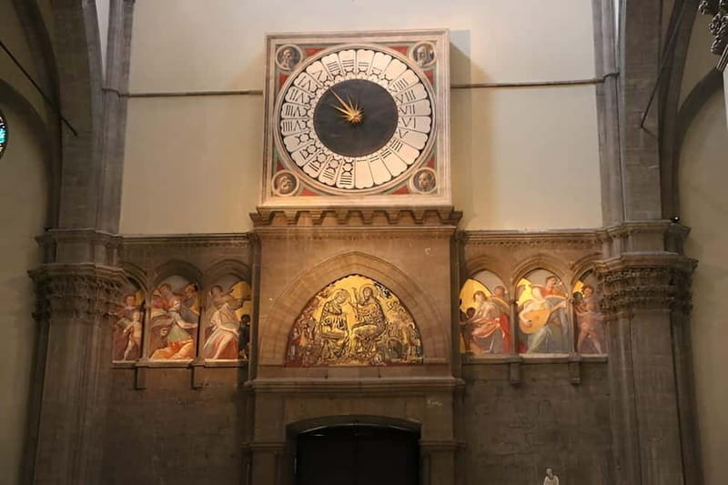 Florence: Duomo Cathedral Immediate Access & Guided Tour - Finding the ACCORD assistant at Piazza Duomo