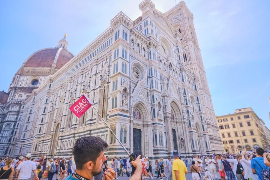 Florence: Duomo Cathedral Skip-the-Line Guided Tour - A quick way past the Duomo queue