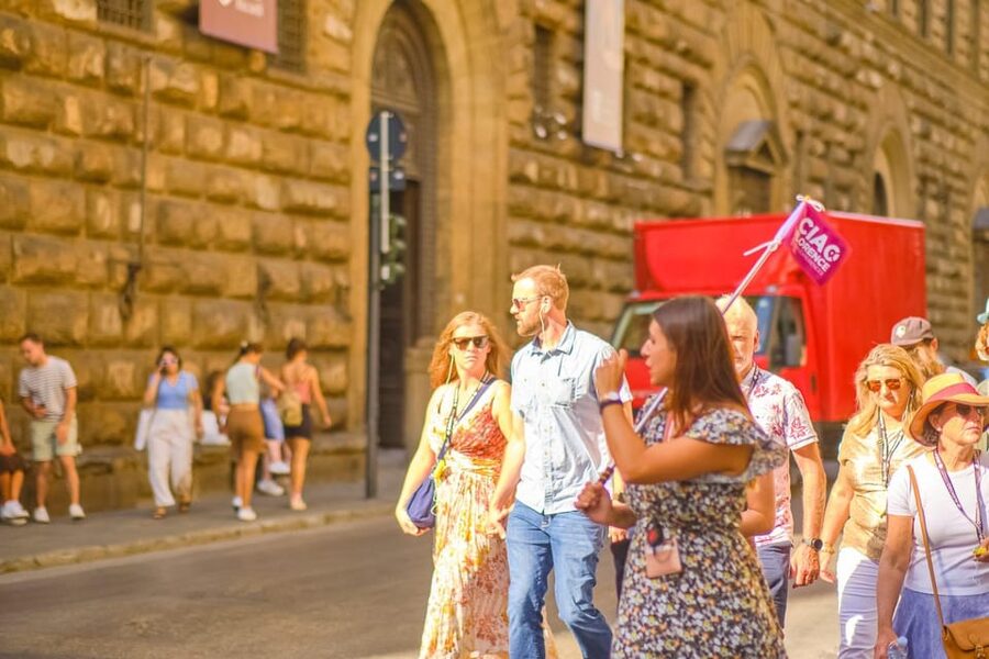 Florence: Duomo Cathedral Skip-the-Line Guided Tour - A focused half-hour, then time to look around