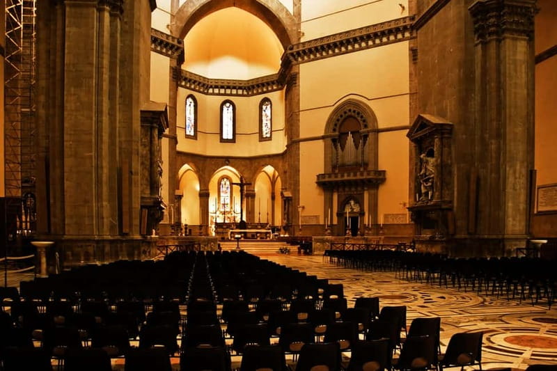 Florence Duomo Square Guided Walking Tour with Entry Tickets - Brunelleschi’s dome, seen from the ground