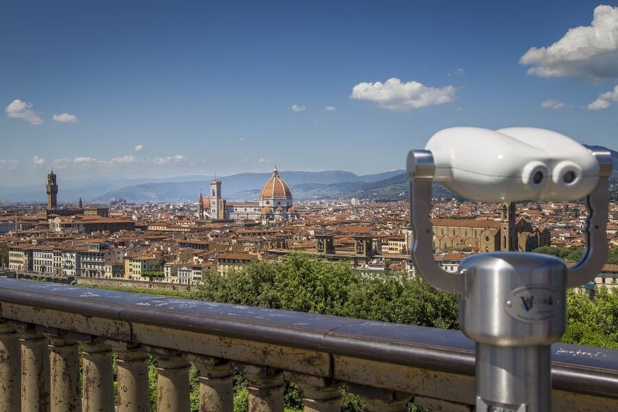Florence: Eco-Friendly Panoramic Tour in Electric Golf Cart - Republic Square and the city’s older story