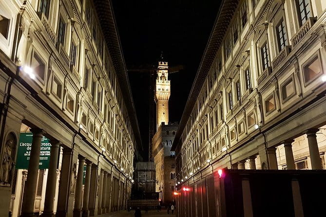 Florence Evening Walking Tour: Stories of Power, Love & Betrayal - Walking, timing and who will enjoy it