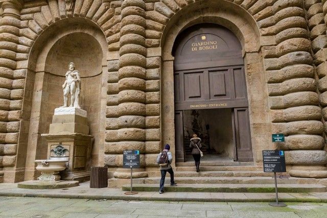 Florence: Firenze Card Official Museum City Pass - Start with the Uffizi, but book your time