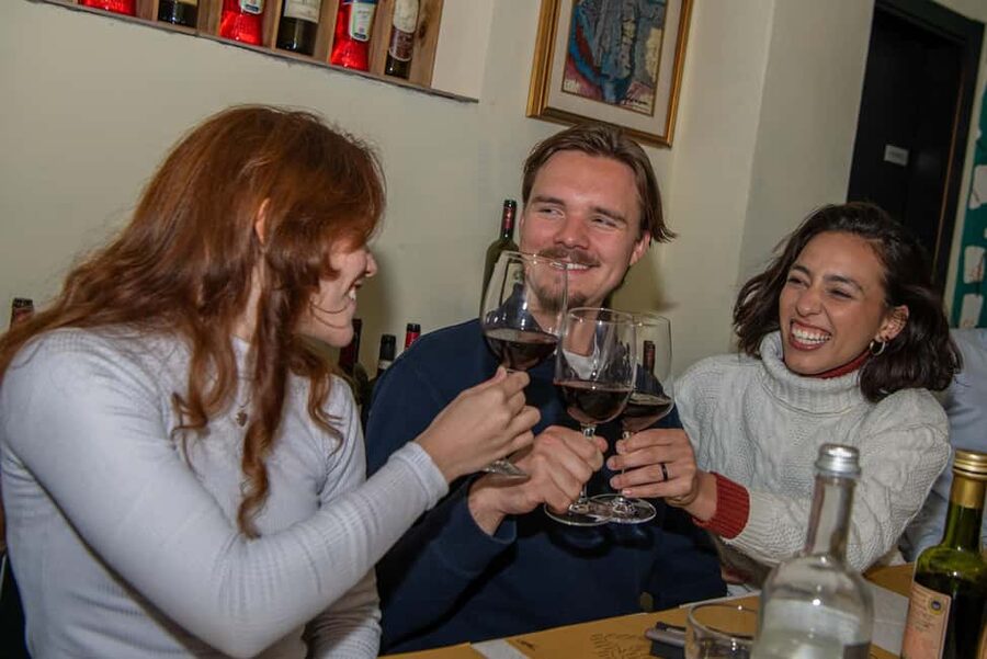 Florence: Flavours of Tuscany Food Tour - Oltrarno is a fitting place to begin