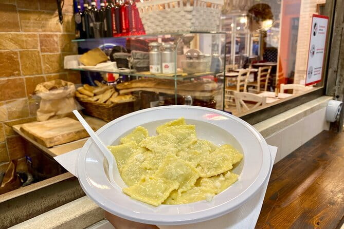 Florence Food Tour: Home-Made Pasta, Truffle, Cantucci, Olive Oil, Gelato - Florence’s food culture, one small bite at a time