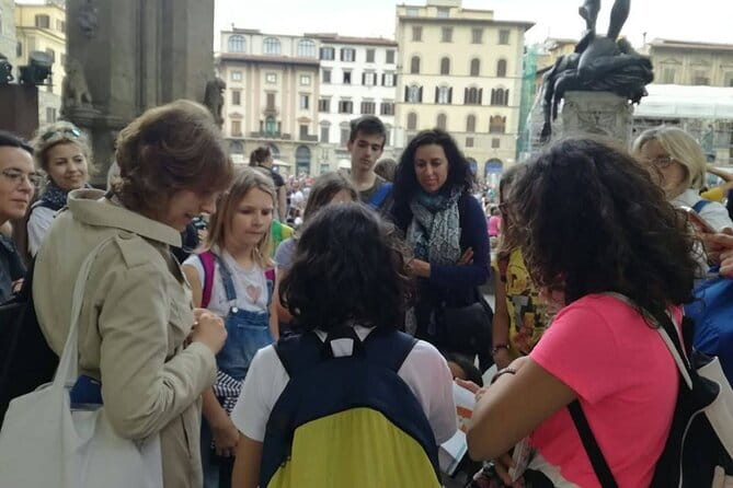 Florence Food & Wine Tour: Tuscan Tastings with Local Guide - A wine shop, the Duomo and a gelato stop