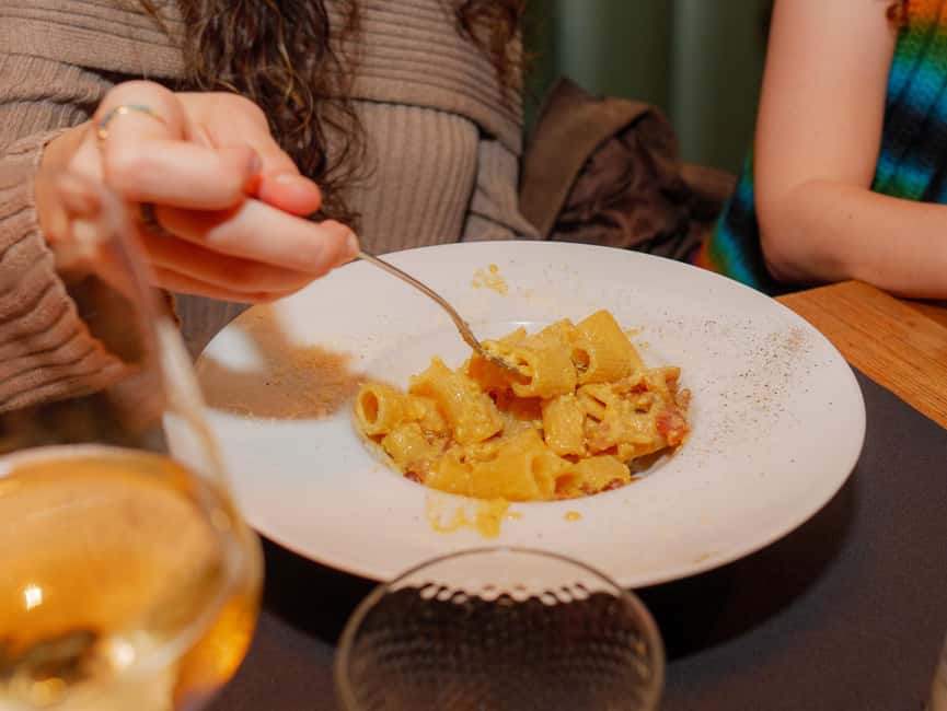 Florence: Guided Food Walking Tour with Tuscan Classics - Chianti, or a non-alcoholic drink