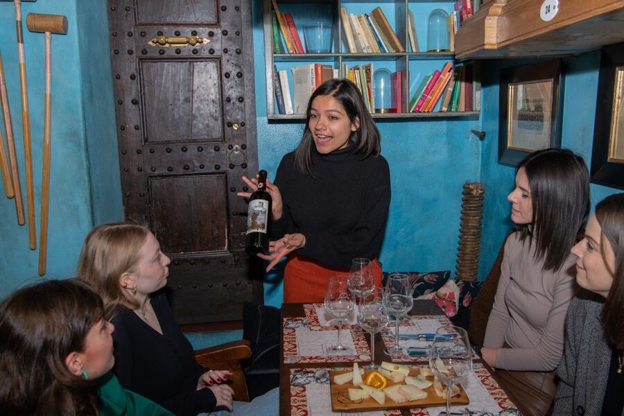Florence: Guided Food Walking Tour with Tuscan Classics - Is $89.50 good value?