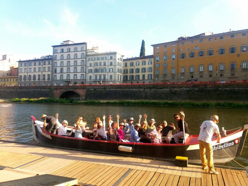 Florence: Guided Gondola Boat Tour with a Glass of Wine - Boarding at Via dei Vagellai
