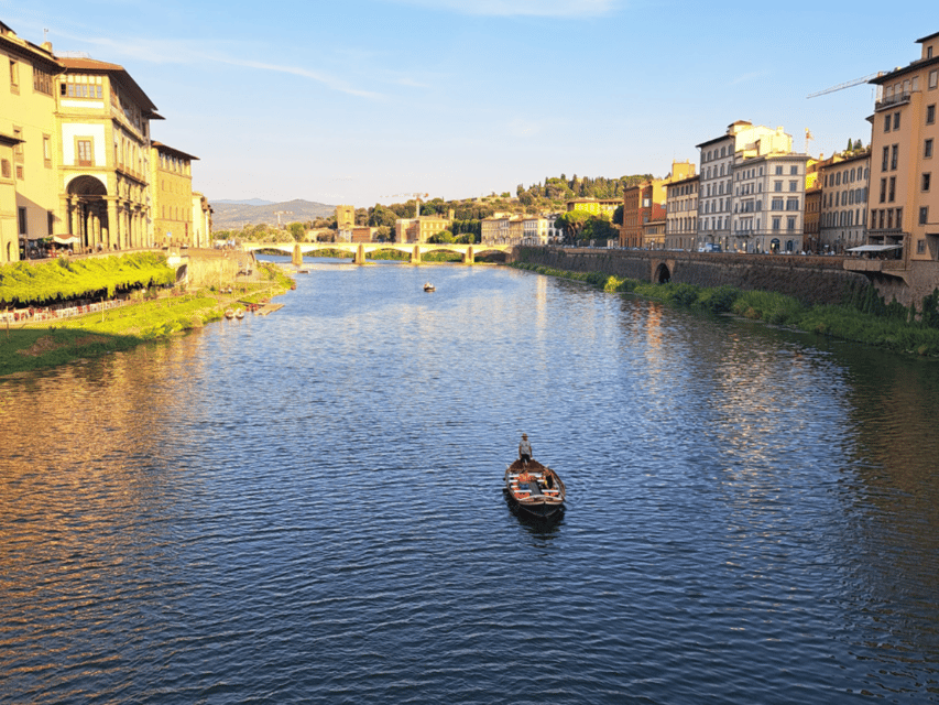 Florence: Guided Gondola Boat Tour with a Glass of Wine - What an hour is worth at $67.19