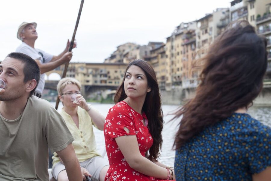 Florence: Guided Gondola Boat Tour with a Glass of Wine - On the water with a barcaiolo