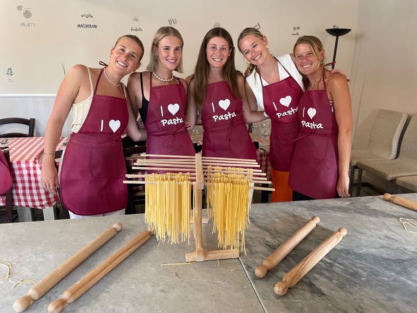Florence: Lasagna and Spaghetti-Making Class - Small-group teaching, with room to ask questions