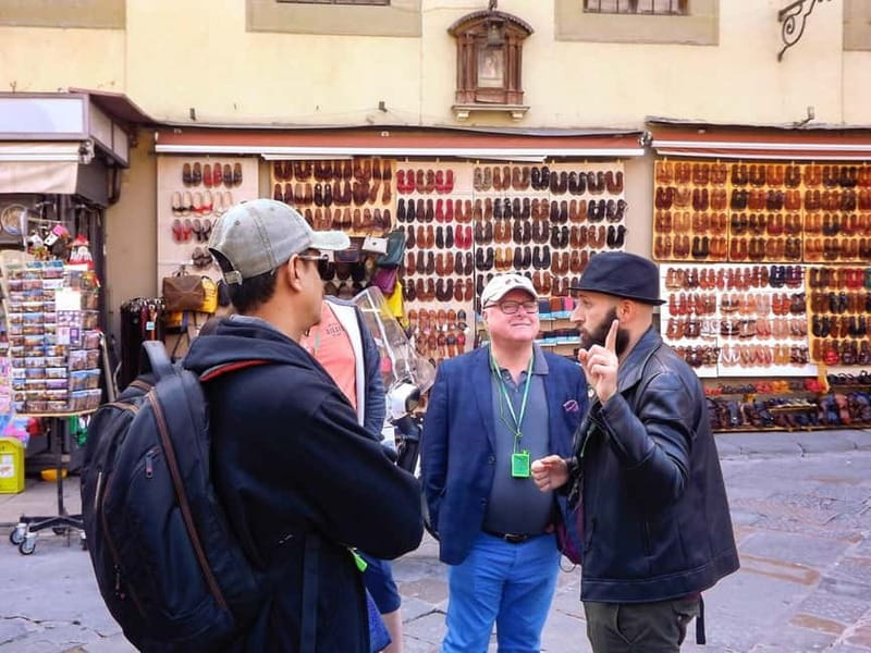 Florence: Medici Family Guided Walking Tour - Crossing Ponte Vecchio into the Oltrarno