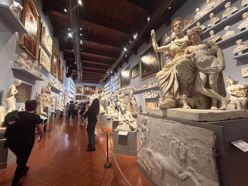 Florence: Michelangelo's David Entrance Ticket and Audio App - Paintings, altarpieces, and a fuller museum visit