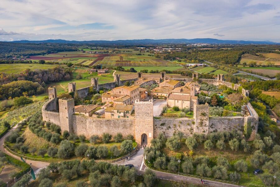 Florence: Monteriggioni & Val d'Orcia Optional Wine Tasting - The best reasons to go