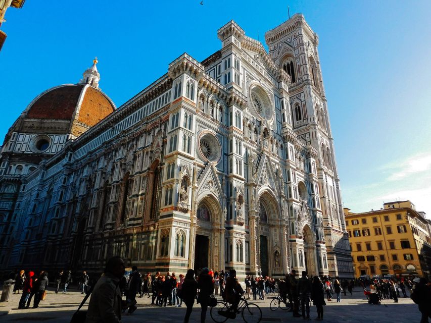 Florence: Mysteries of the Medici Guided Walking Tour - What the small-group format changes