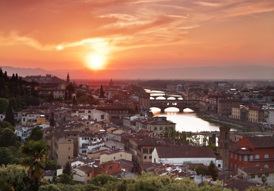 Florence: Night Tour by Electric Bike - What the bikes and small group mean