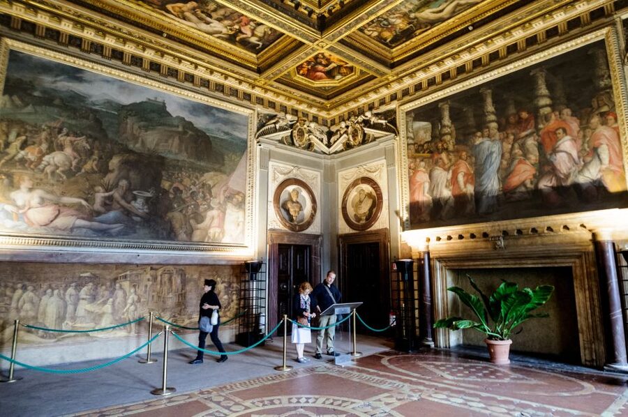 Florence: Palazzo Vecchio Entrance Ticket & Audioguide - Collecting your ticket and getting oriented