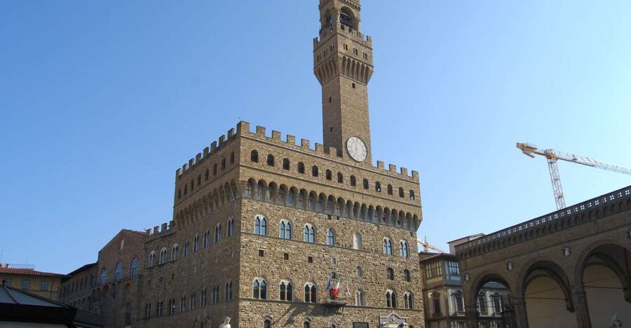 Florence: Palazzo Vecchio Guided Tour - Meeting behind Neptune, with no margin for lateness