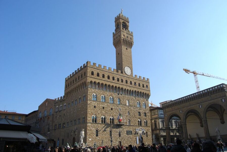 Florence: Palazzo Vecchio Guided Tour - Upstairs, from Medici apartments to Bronzino’s chapel