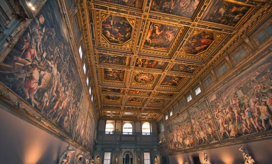 Florence: Palazzo Vecchio Guided Tour - Why a guide earns the extra cost