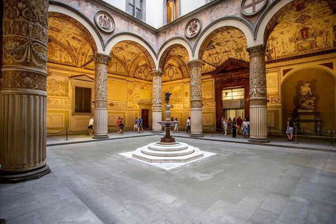 Florence: Palazzo Vecchio Skip-the-Line Entry Ticket - From the Fountain of Neptune to the ticket handoff