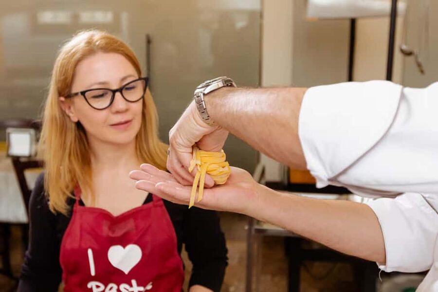 Florence: Pasta Class with Wine, Limoncello and Dessert - What the three-hour price is buying
