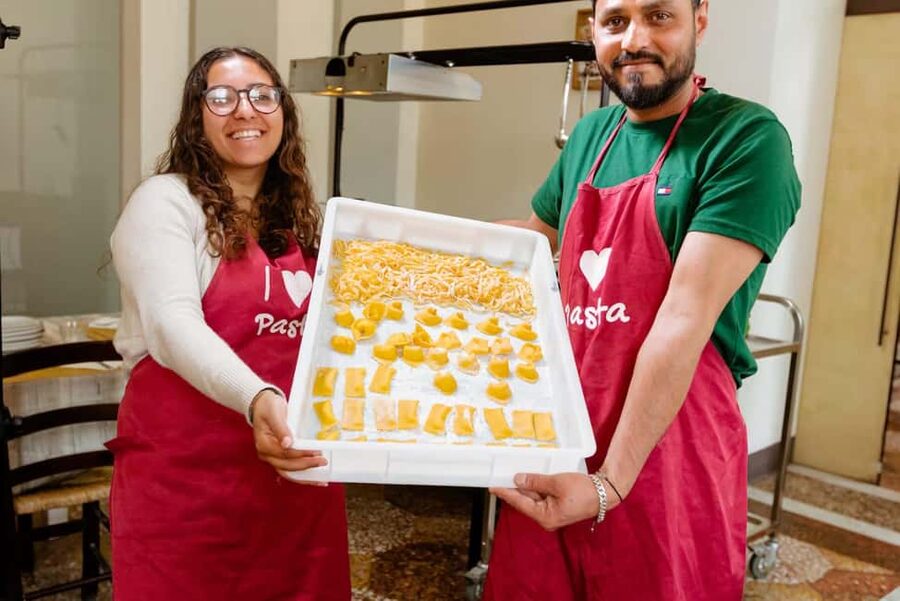 Florence: Pasta Class with Wine, Limoncello and Dessert - Dietary needs need a direct answer