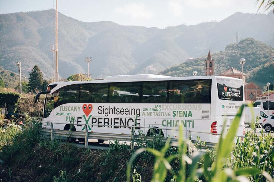 Florence: Pisa, Siena, San Gimignano, and Chianti Experience - A full day that links four very different stops