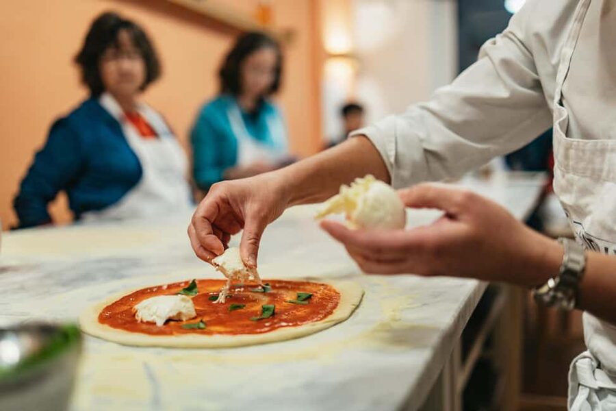Florence: Pizza and Gelato Preparation Class - From market neighborhood to cooking station