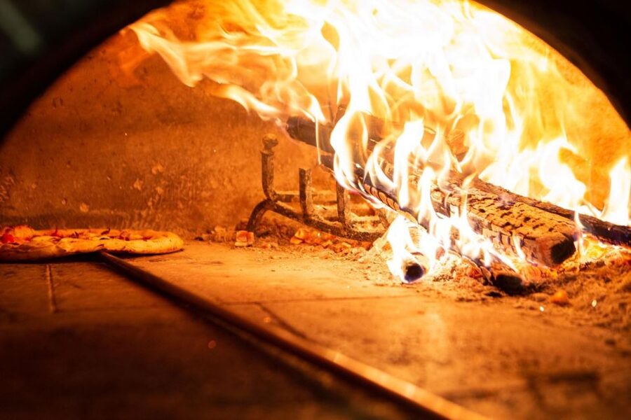 Florence: Pizza-Making and Gelato Experience - A three-hour class with a meal at the end