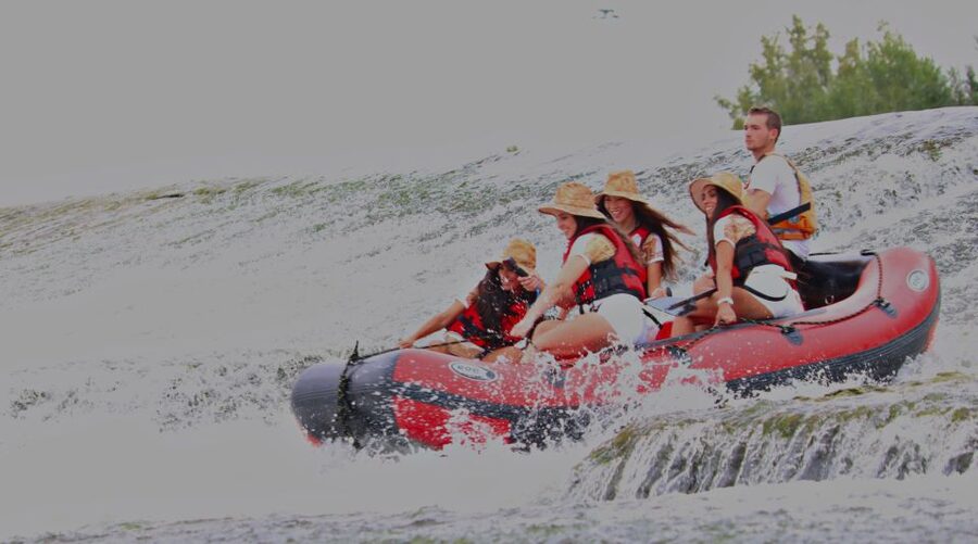 Florence: Pontevecchio Bridge and City Sights Rafting Cruise - Florence Begins at the Water’s Edge