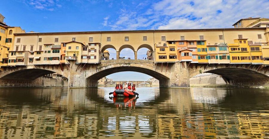 Florence: Pontevecchio Bridge and City Sights Rafting Cruise - The San Niccolò Dam: A Short Shot of Excitement