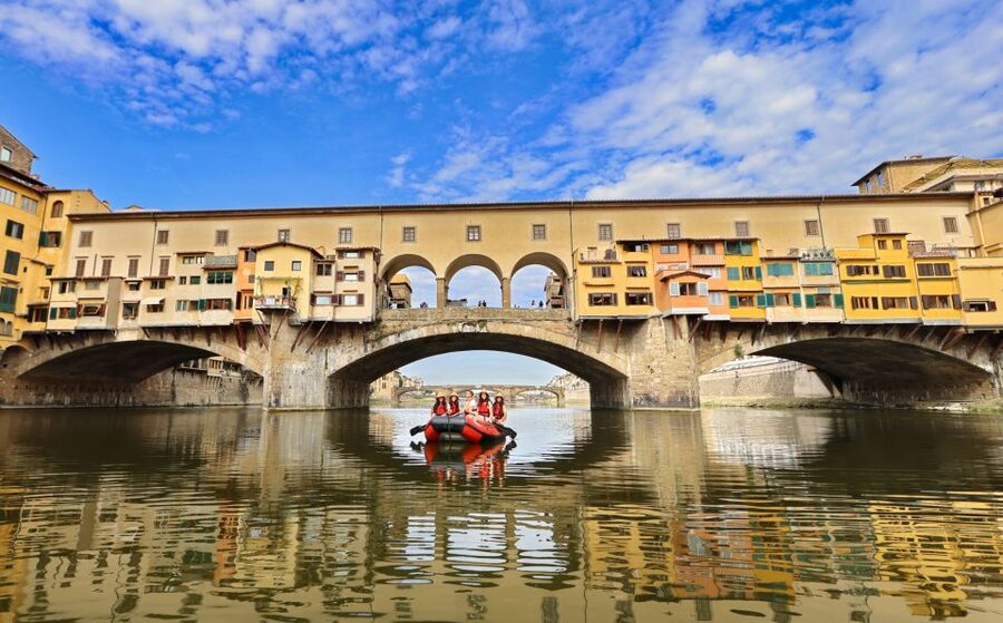 Florence: Pontevecchio Bridge and City Sights Rafting Cruise - Florence’s Bridges From Below
